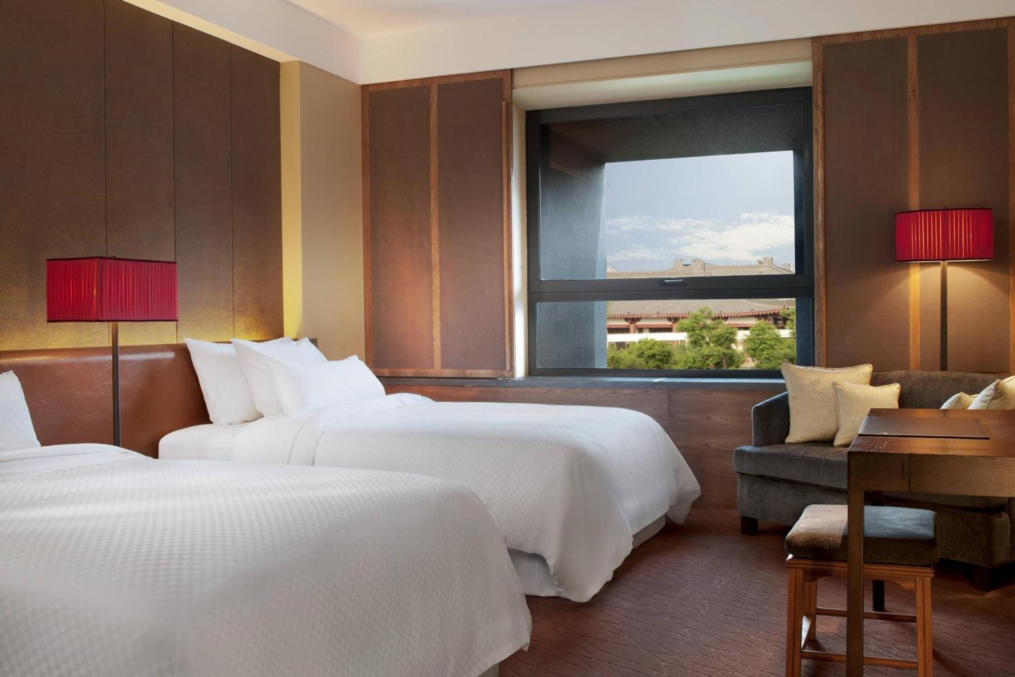 Отель The Westin Xi'An Сиань Экстерьер фото