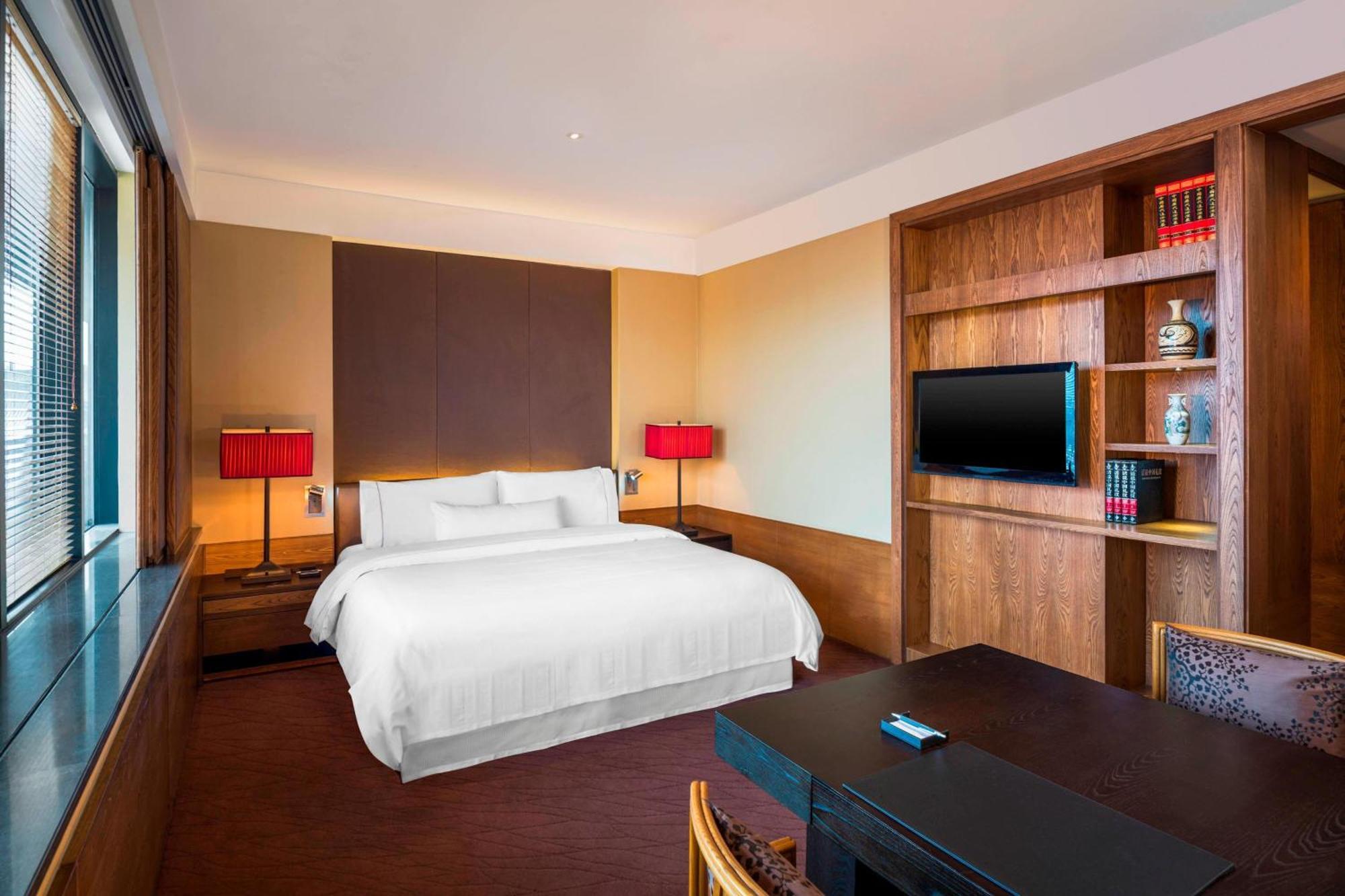 Отель The Westin Xi'An Сиань Экстерьер фото