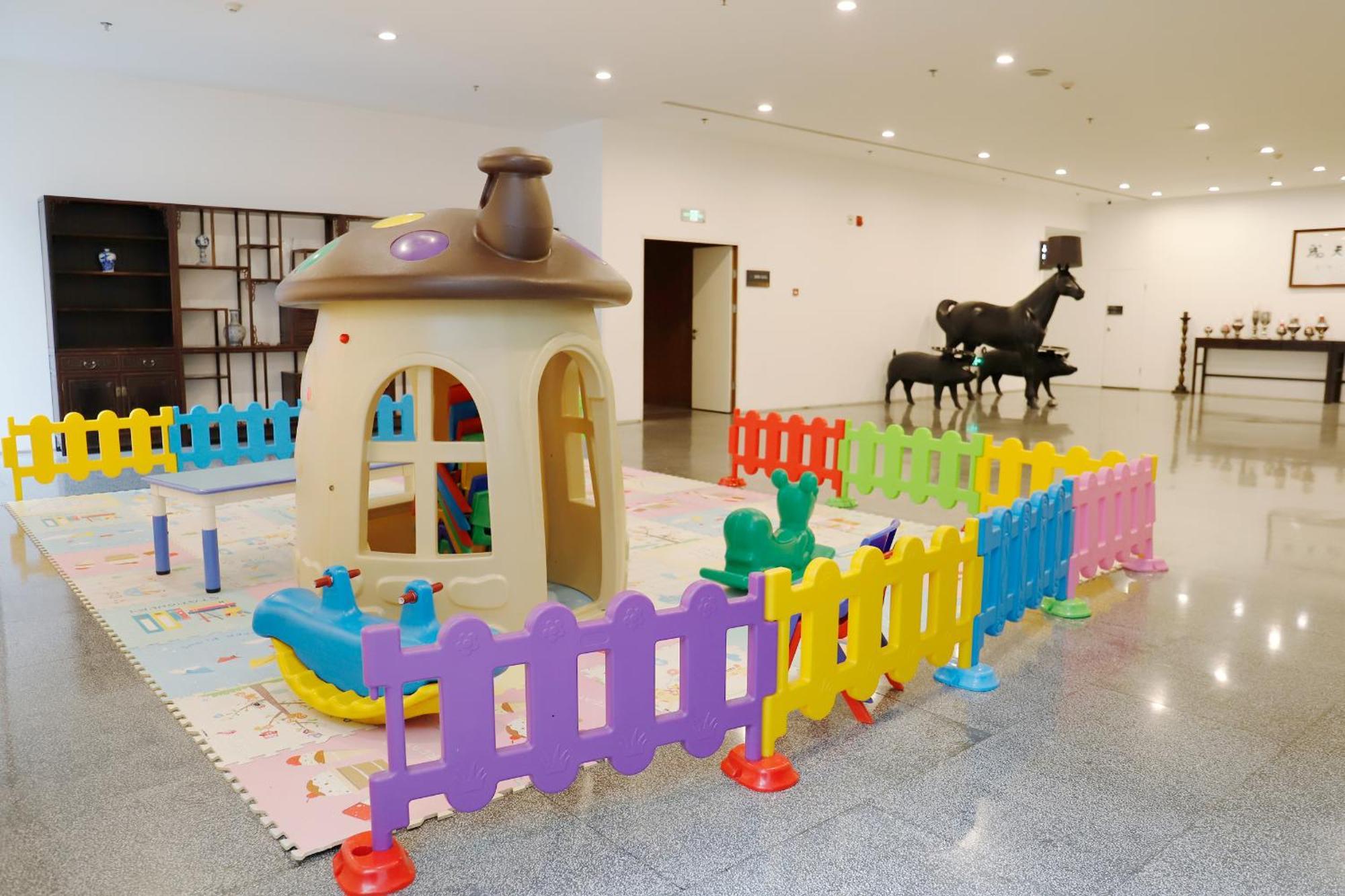 Отель The Westin Xi'An Сиань Экстерьер фото